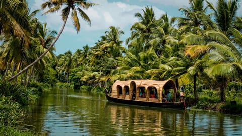 Amazing Kerala Tour Packages